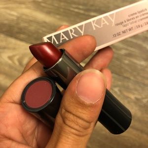 Gorgeous red by Mary Kay